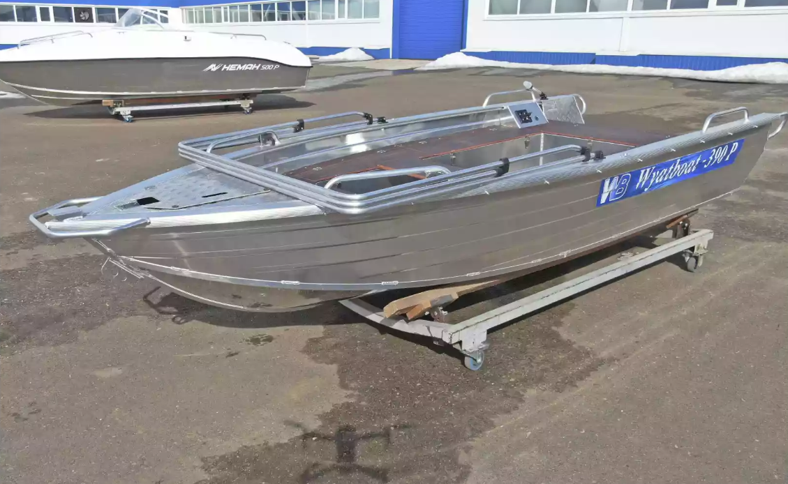Алюминиевая лодка Wyatboat-390РМ в Владикавказе