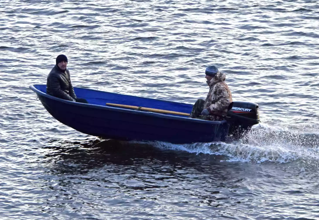 Стеклопластиковая лодка Neman-340 (тримаран) в Владикавказе