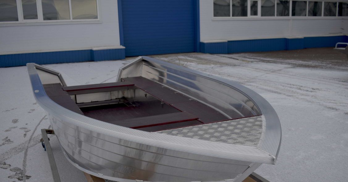 Алюминиевая лодка Неман-400 в Владикавказе