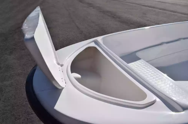 Стеклопластиковая лодка Пингвин (тримаран) в Владикавказе