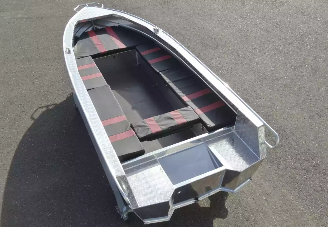 Алюминиевая лодка Wyatboat-390РМ увеличенный борт в Владикавказе