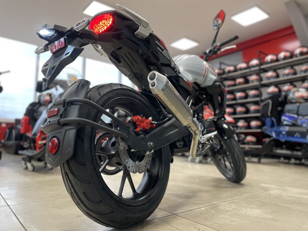 Мопед PROMAX CB150R (49) в Владикавказе