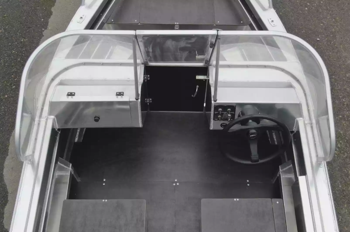 Алюминиевая лодка  Neman-400 DC в Владикавказе