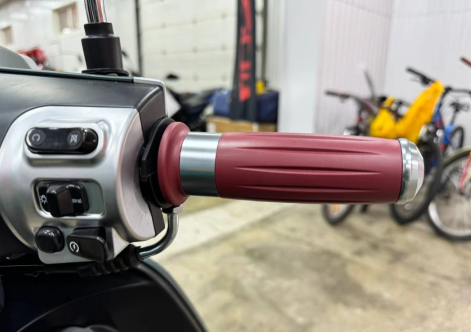 Скутер PROMAX Miami 240 (49) в Владикавказе