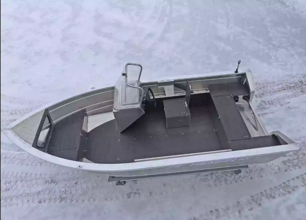 Алюминиевая лодка Неман-400 С в Владикавказе