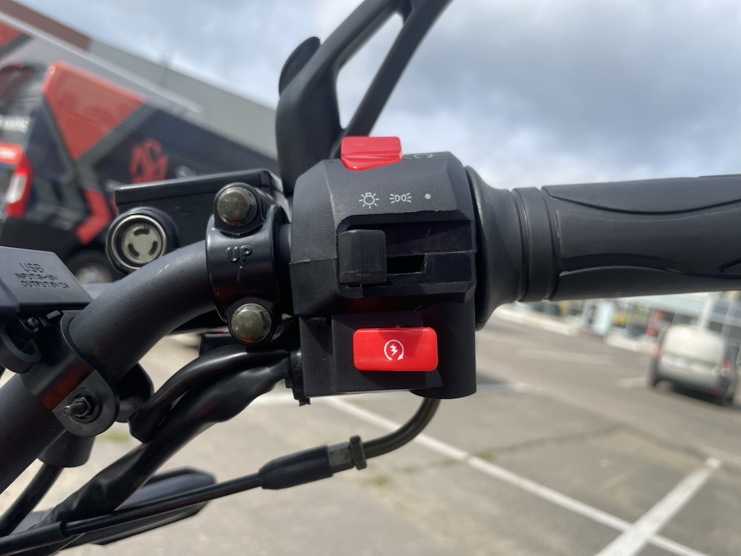 Мопед PROMAX CB150R (49) в Владикавказе