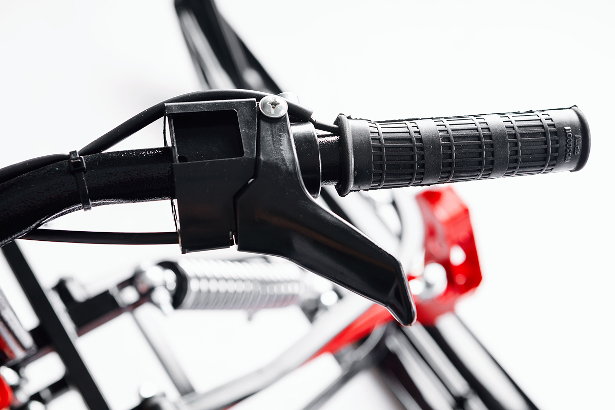 Лыжный модуль IKUDZO с подогревом ручек пластиковые лыжи в Владикавказе