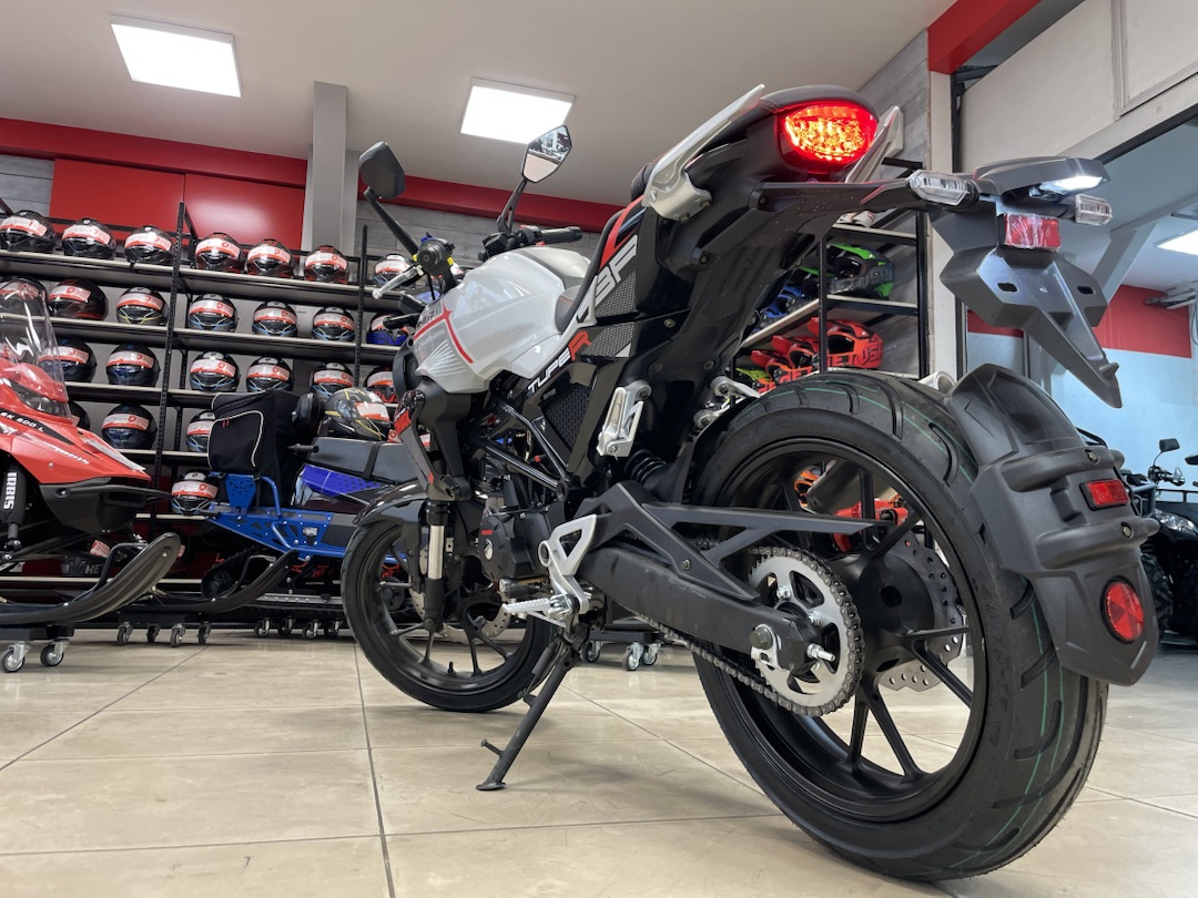 Мопед PROMAX CB150R (49) в Владикавказе