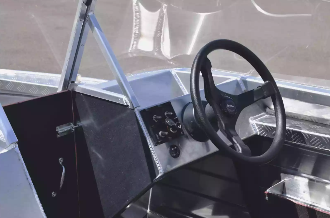 Алюминиевая лодка Wyatboat-390 DCM в Владикавказе