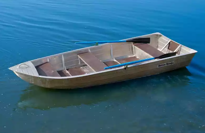 Алюминиевая лодка Вятка-Профи 37 в Владикавказе