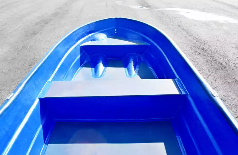 Стеклопластиковая лодка Neman-340 (тримаран) в Владикавказе