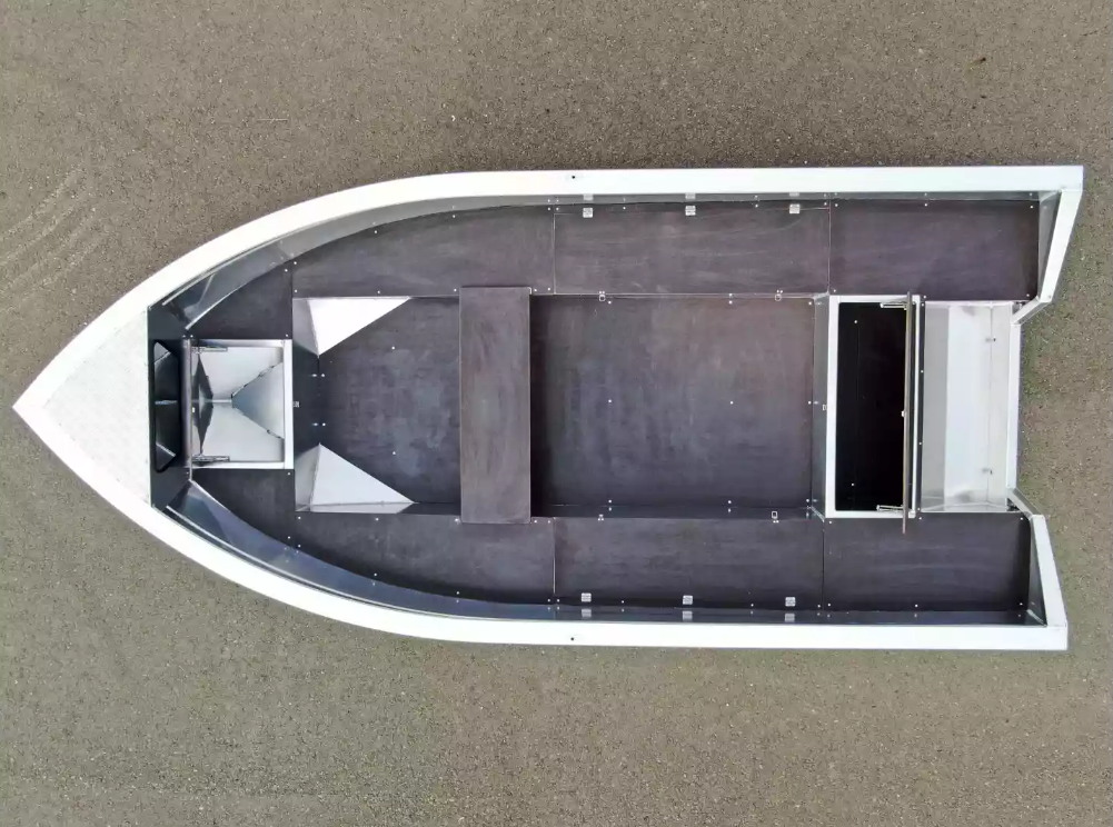 Алюминиевая лодка  Неман-420 в Владикавказе