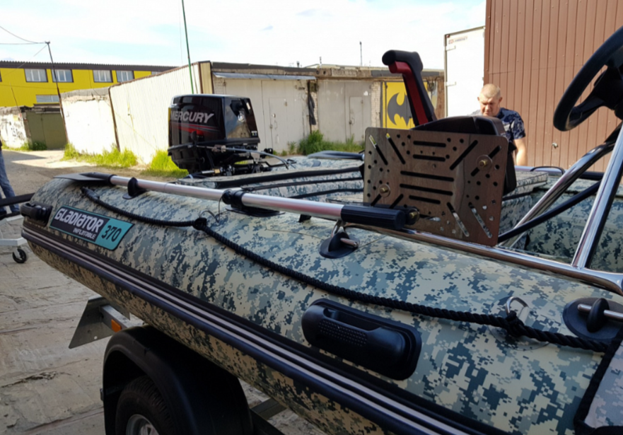 НАДУВНАЯ ЛОДКА GLADIATOR C370AL в Владикавказе