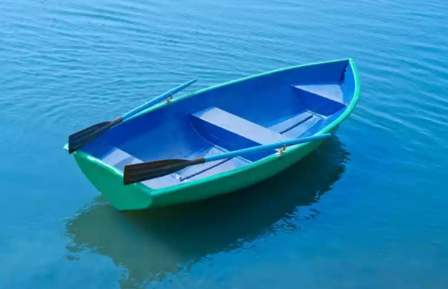 Стеклопластиковая лодка Дельфин в Владикавказе