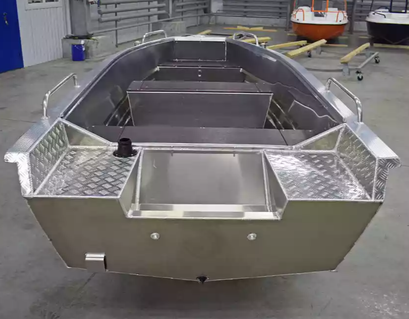 Алюминиевая лодка  Wyatboat-430 Р в Владикавказе
