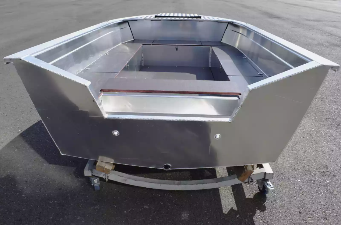 Алюминиевая лодка Неман-400 Р PRO в Владикавказе