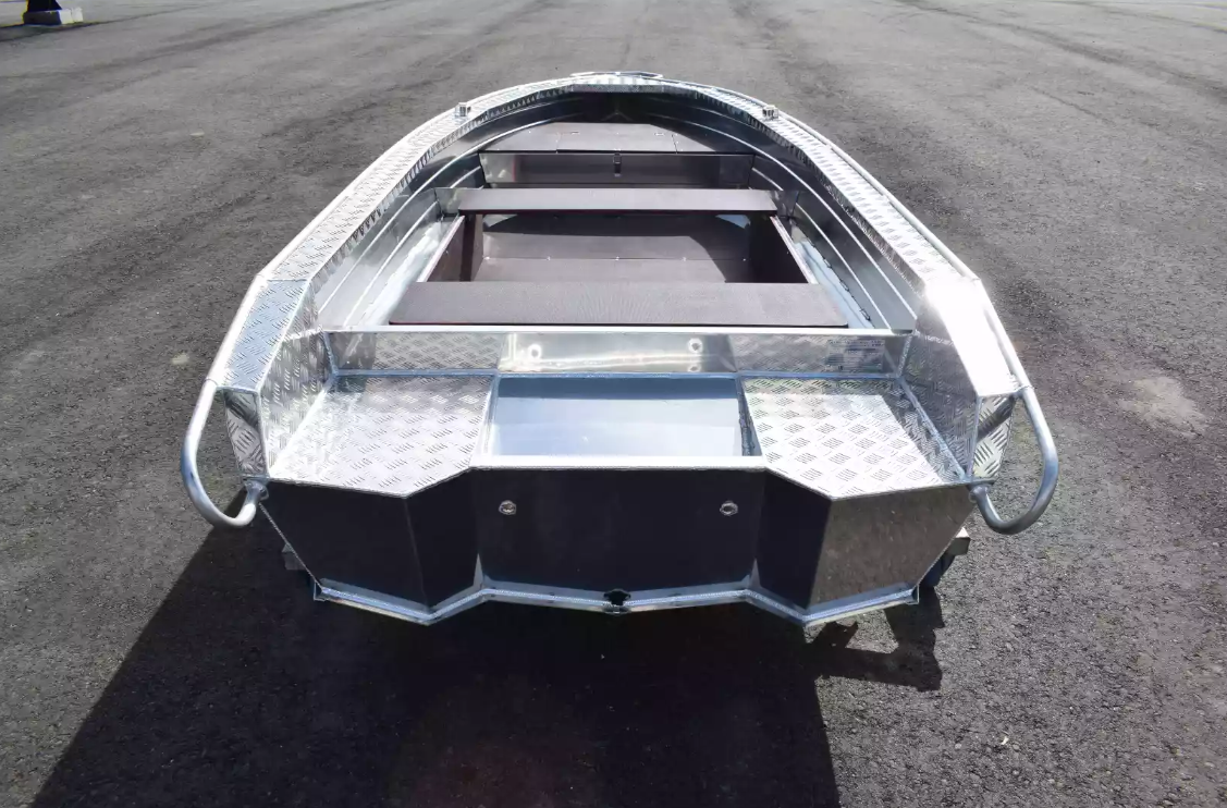 Алюминиевая лодка Wyatboat-390 P в Владикавказе