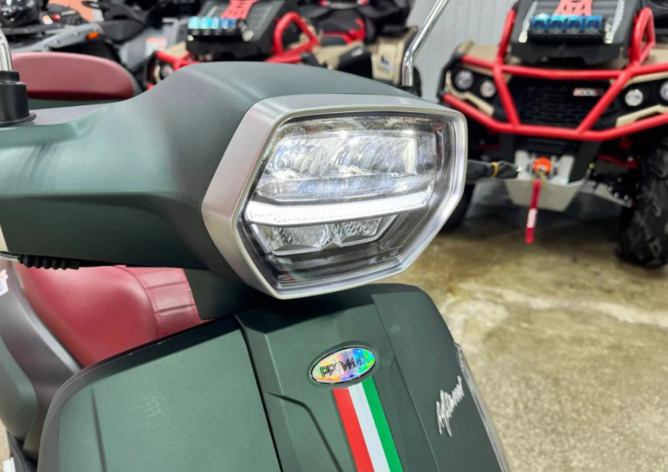 Скутер PROMAX Miami 240 (49) в Владикавказе