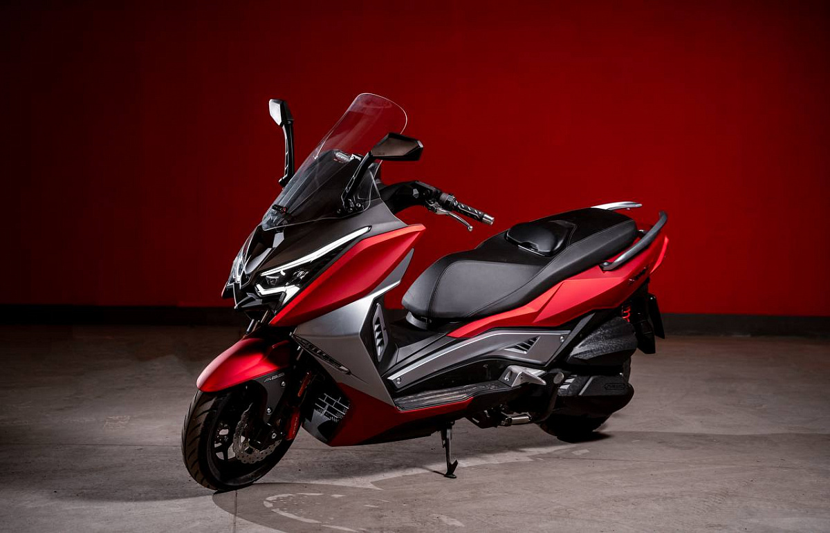 МАКСИСКУТЕР ARIIC 318 в Владикавказе