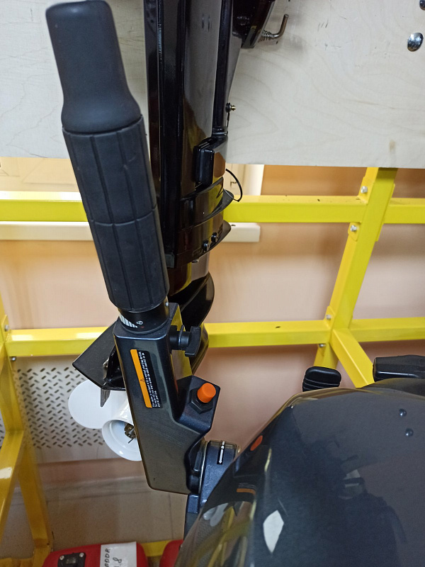 Лодочный мотор BREEZE F9,9S (4х тактный) в Владикавказе