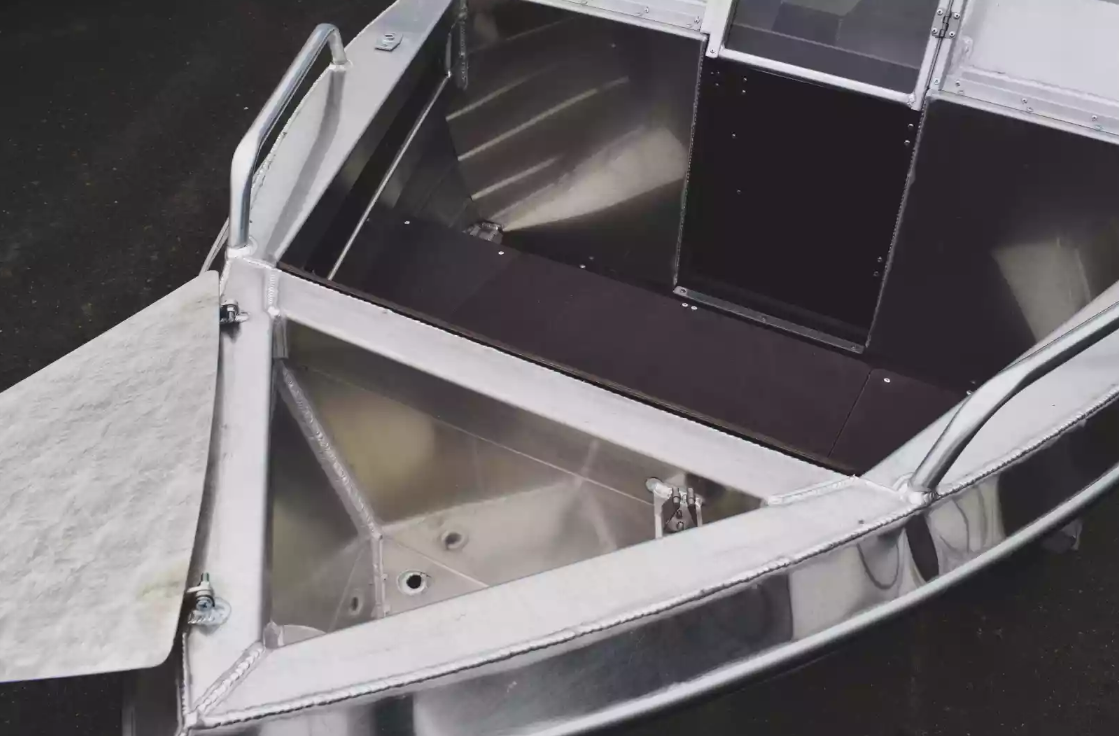 Алюминиевая лодка  Neman-400 DC в Владикавказе