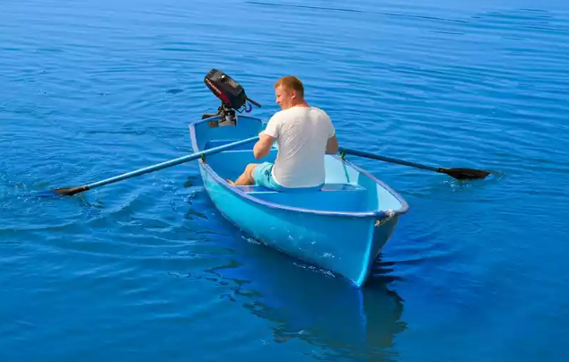 Стеклопластиковая лодка Омуль в Владикавказе