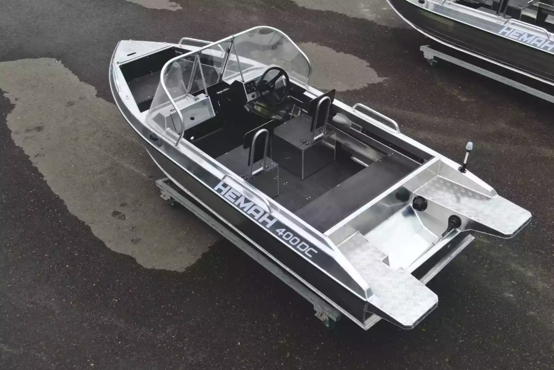 Алюминиевая лодка  Neman-400 DC в Владикавказе