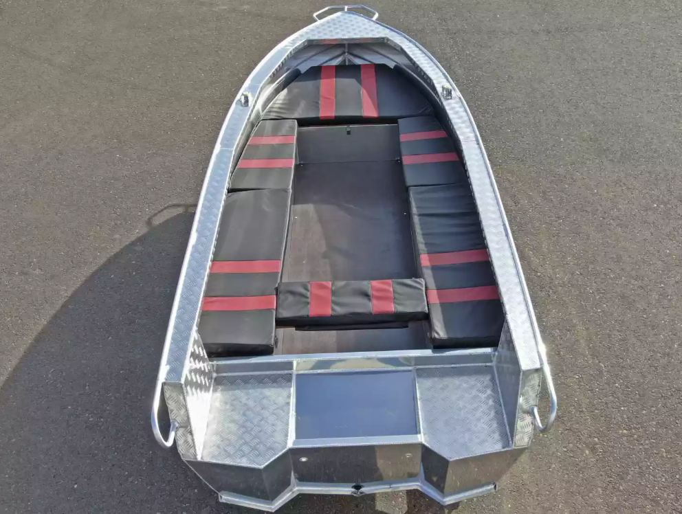 Алюминиевая лодка Wyatboat-390РМ увеличенный борт в Владикавказе