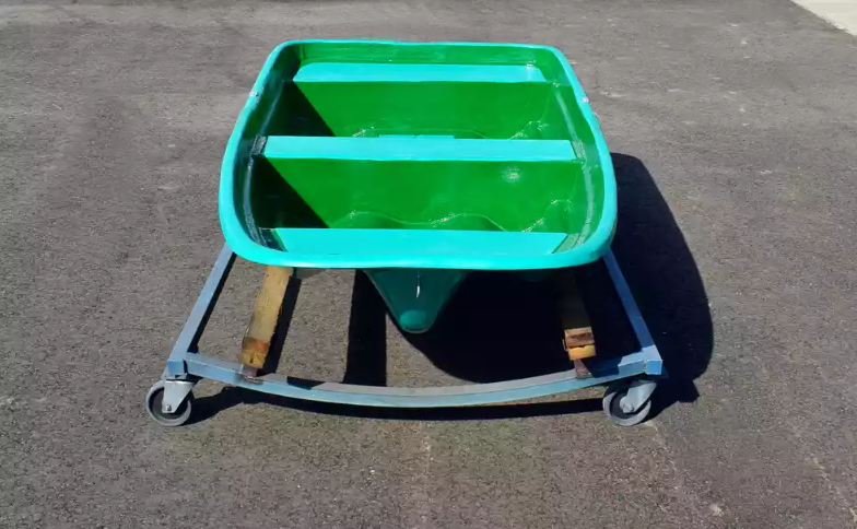 Стеклопластиковая лодка Старт (тримаран) в Владикавказе