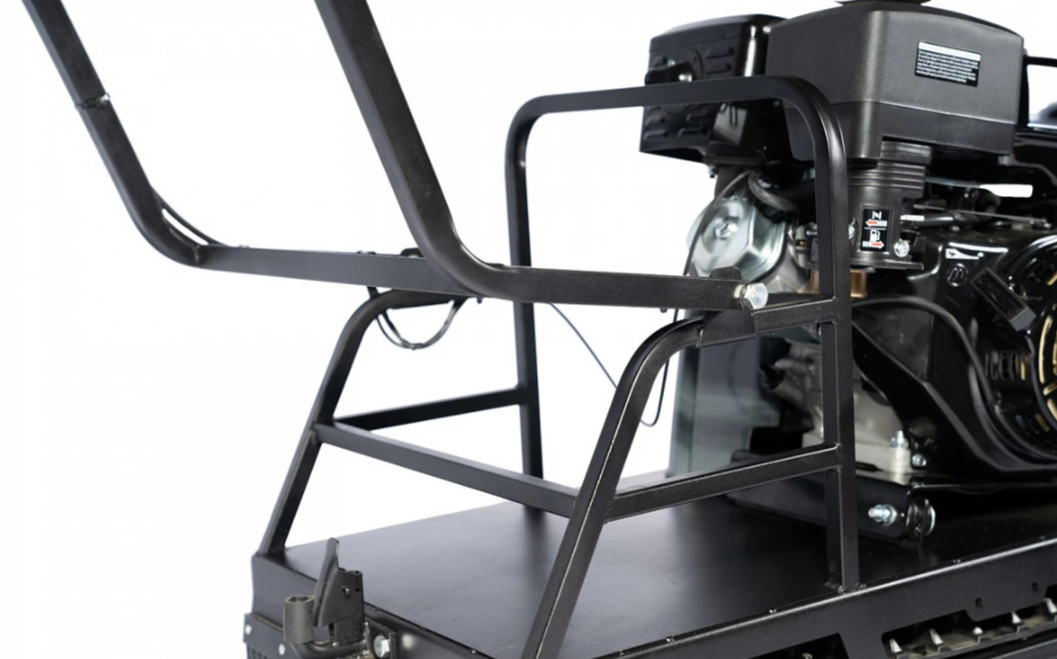 Мотобуксировщик БУРЛАК-M2 LFK 15 л.с. с эл/зап (передний привод, катки) в Владикавказе