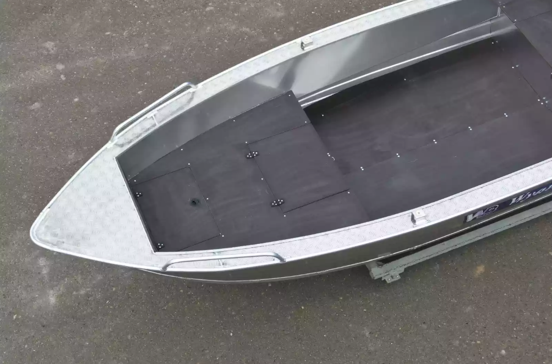 Алюминиевая лодка  Wyatboat-430М FISH в Владикавказе