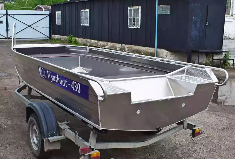 Алюминиевая лодка  Wyatboat-430 Master в Владикавказе