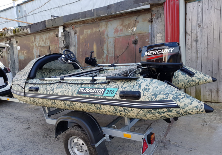 НАДУВНАЯ ЛОДКА GLADIATOR C370AL в Владикавказе