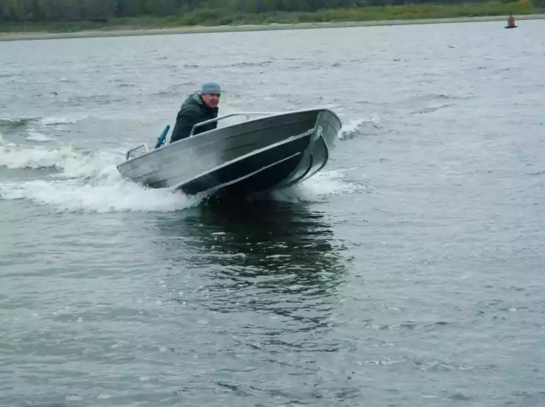 Алюминиевая лодка Wyatboat-390 M в Владикавказе