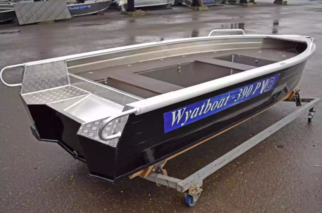 Алюминиевая лодка Wyatboat-390РМ в Владикавказе