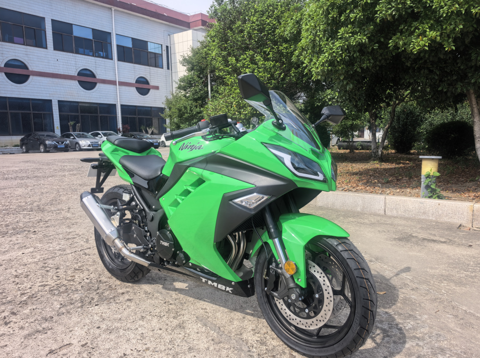 Мотоцикл TMBK Ninja 400cc в Владикавказе
