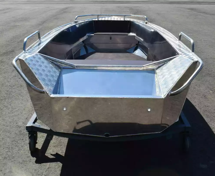 Алюминиевая лодка  Wyatboat-430М в Владикавказе