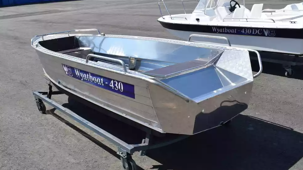 Алюминиевая лодка  Wyatboat-430М в Владикавказе