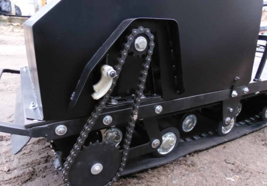 Мотобуксировщик AhtaR Зима 15 л/с с вариатором в Владикавказе