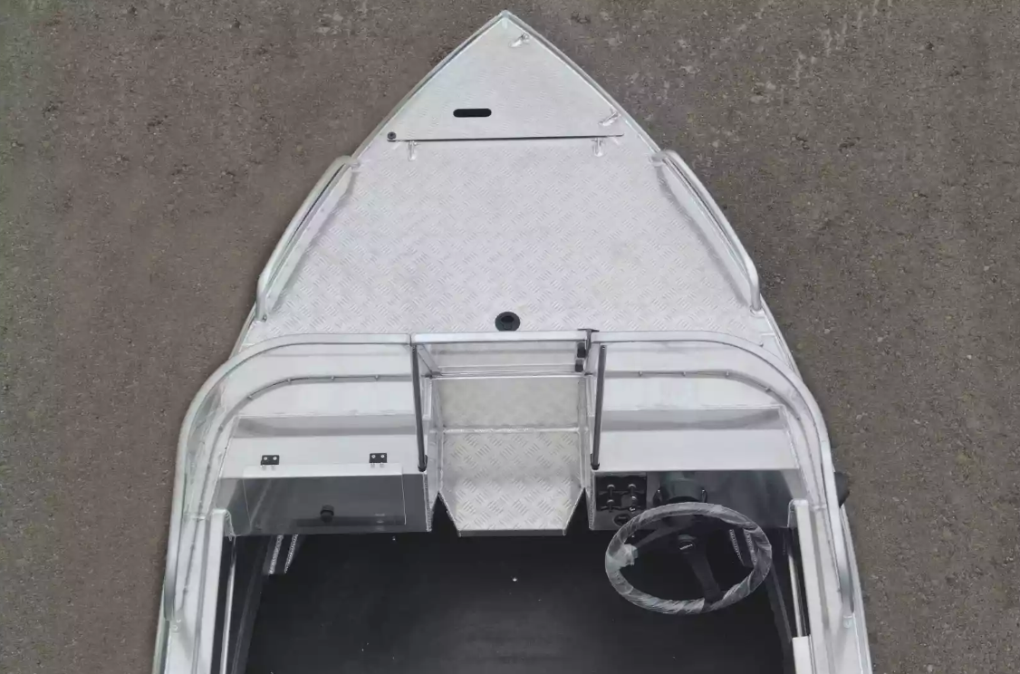 Алюминиевая лодка  Neman-400 PRO в Владикавказе