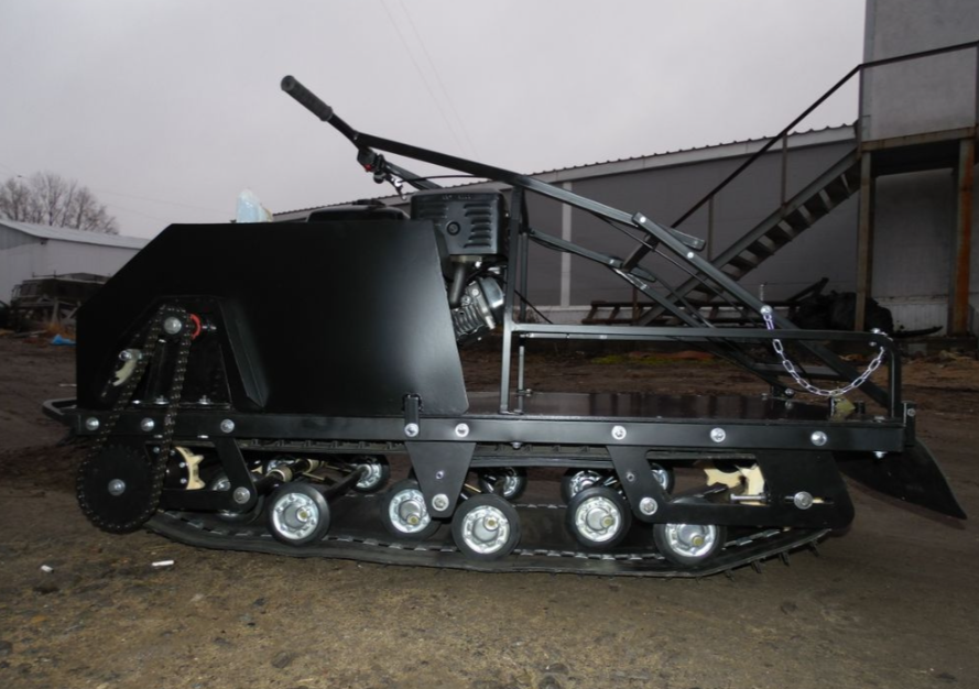 Мотобуксировщик AhtaR Зима 15 л/с с вариатором в Владикавказе