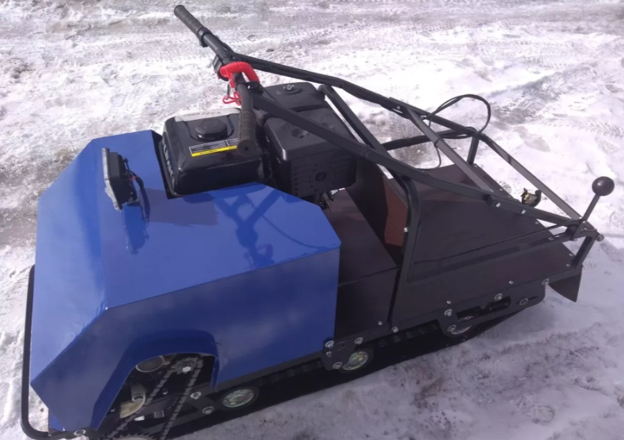 Мотобуксировщик AhtaR ЗИМА с реверсом (задний ход) в Владикавказе