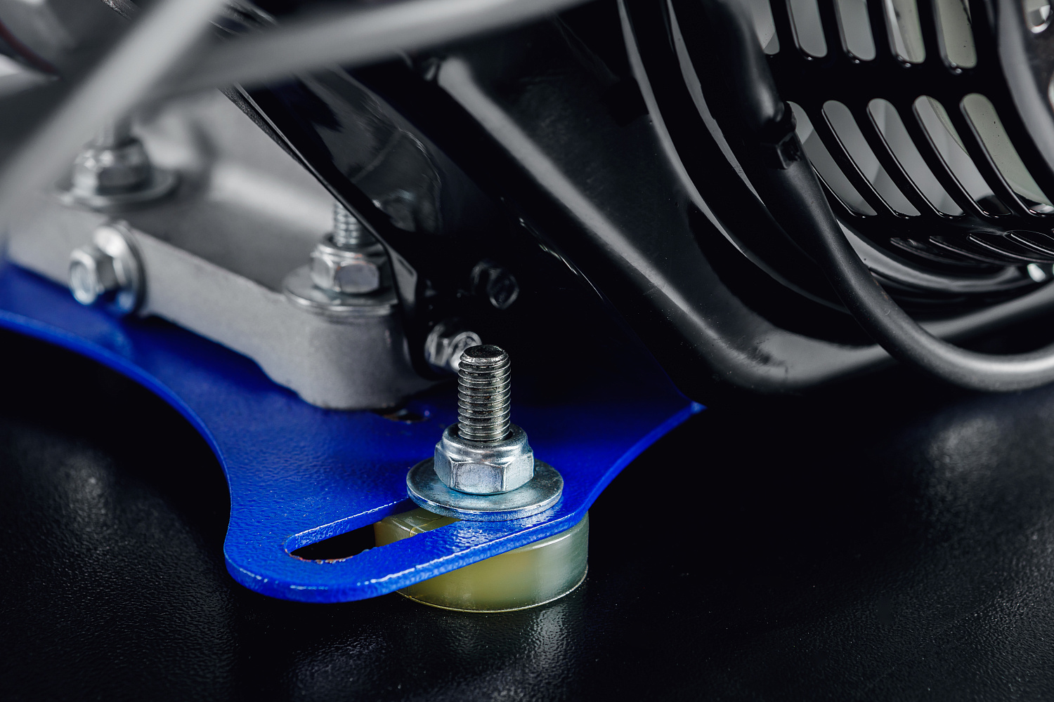 МОТОБУКСИРОВЩИК IKUDZO LONG 2.0 1700/500 EKR19 в Владикавказе