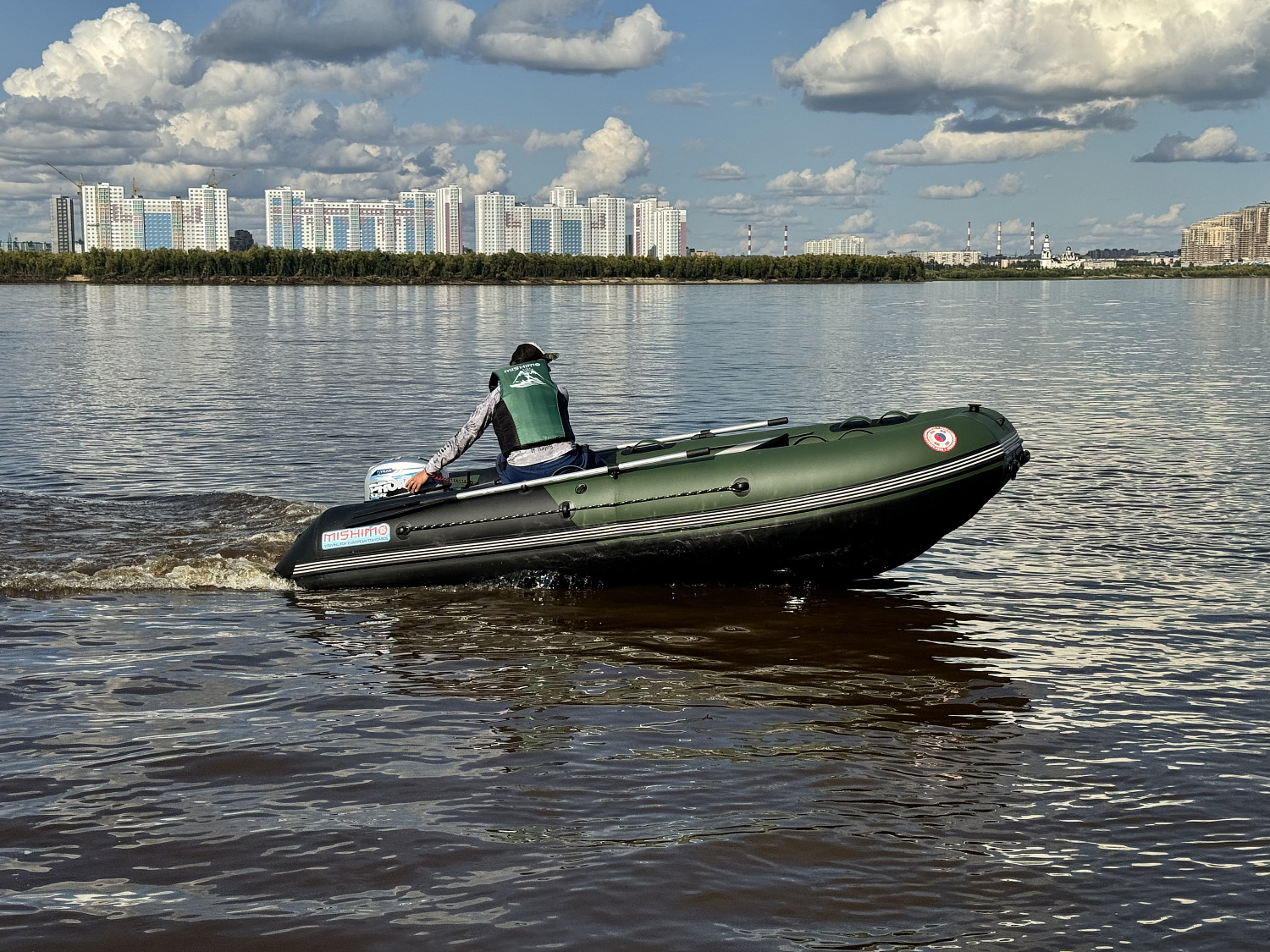 Лодка MISHIMO BIG FLOOR 440 в Владикавказе