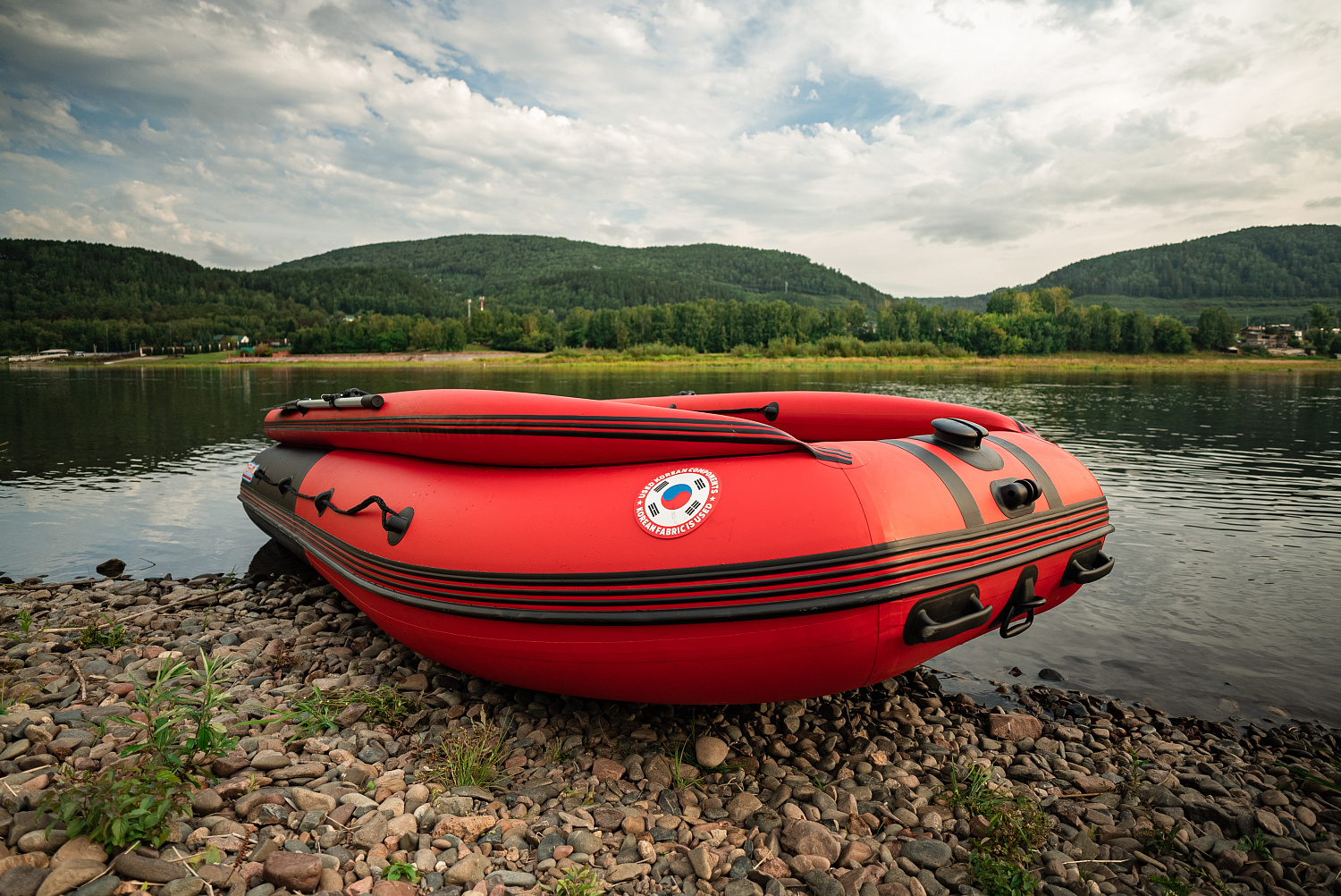 Лодка MISHIMO RIVER FJET PRO 430  под водомет в Владикавказе