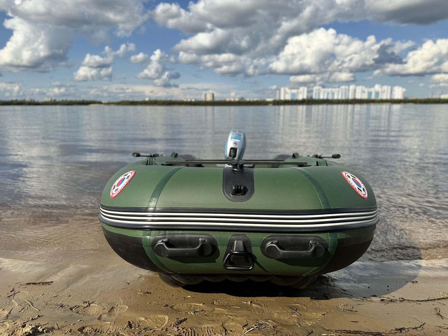 Лодка MISHIMO BIG FLOOR 440 в Владикавказе