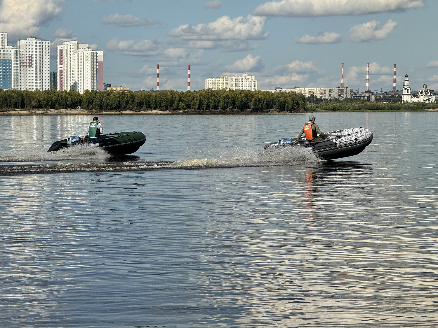 Лодка MISHIMO BIG FLOOR 440 в Владикавказе