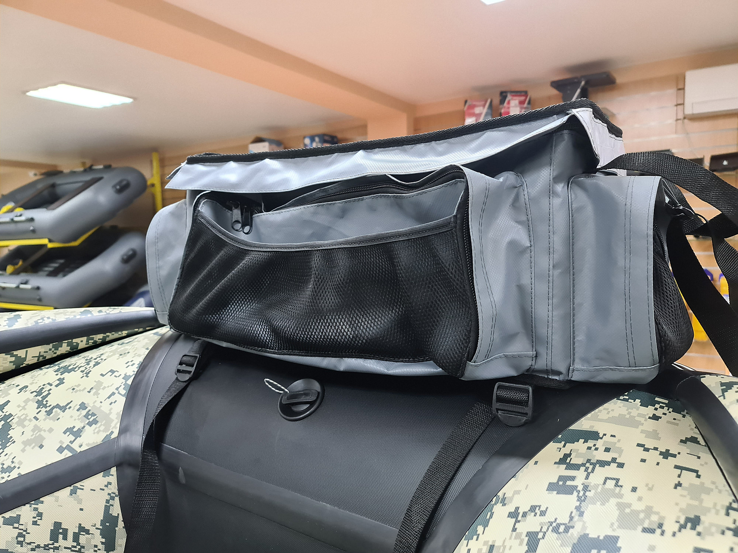 СУМКА ЛЮКС НА БАЛЛОН ДЛЯ ЛОДОК ПВХ 50Х25Х25 СМ в Владикавказе