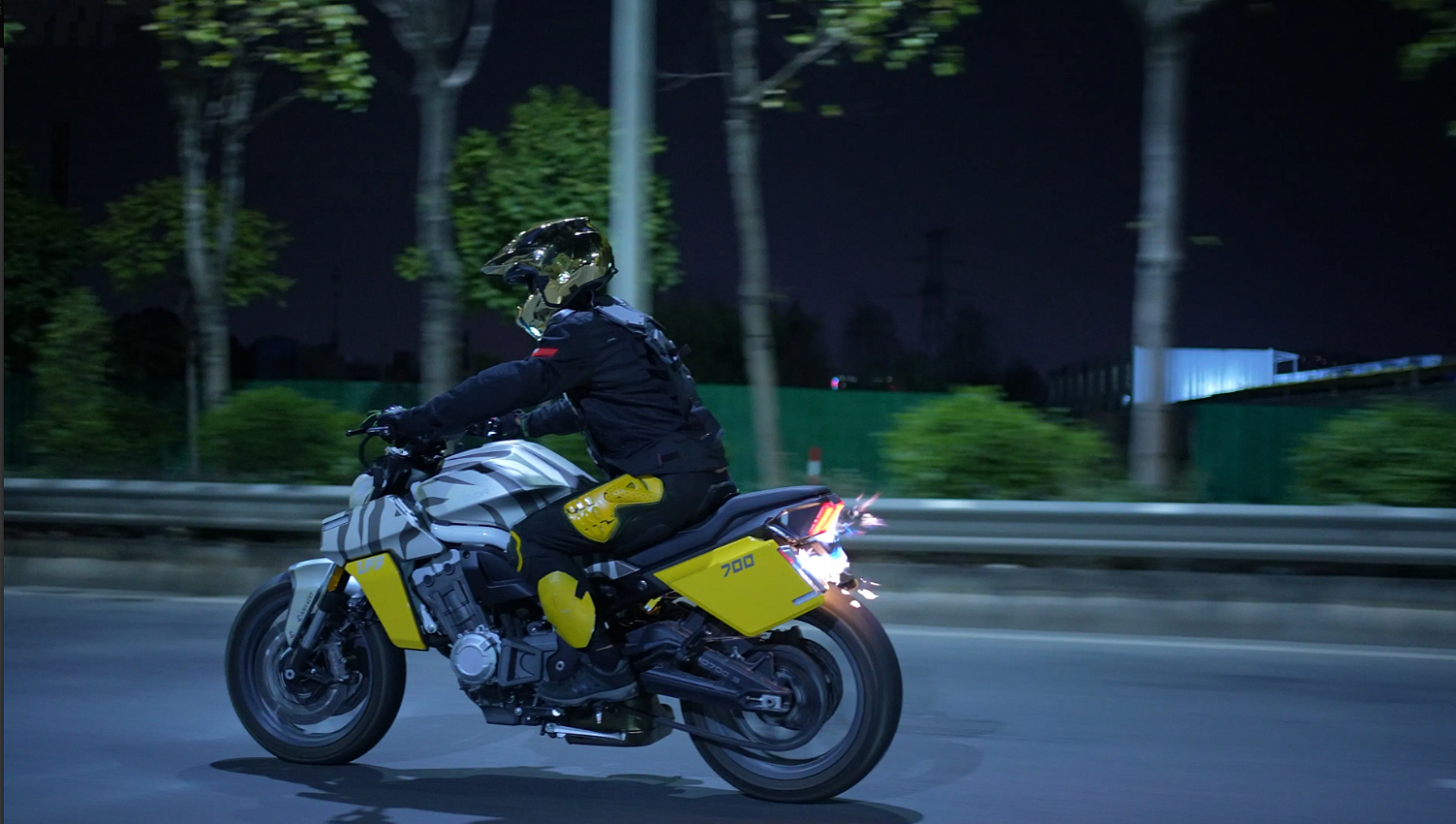 Мотоцикл Benda LFS 700 в Владикавказе