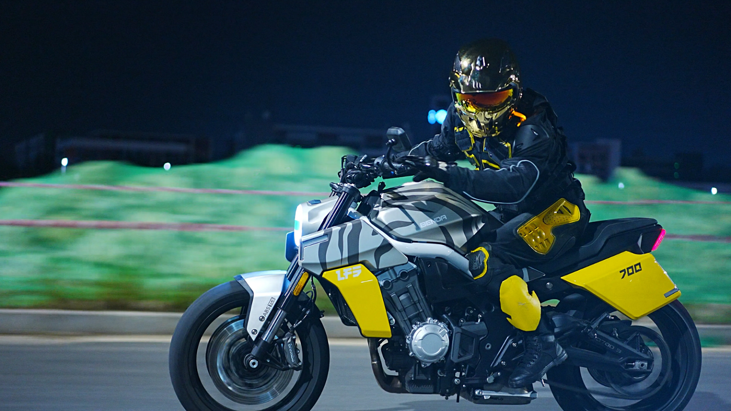 Мотоцикл Benda LFS 700 в Владикавказе